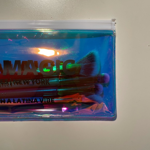 NEW Luna magic 4 piece brush set - Picture 3 of 4